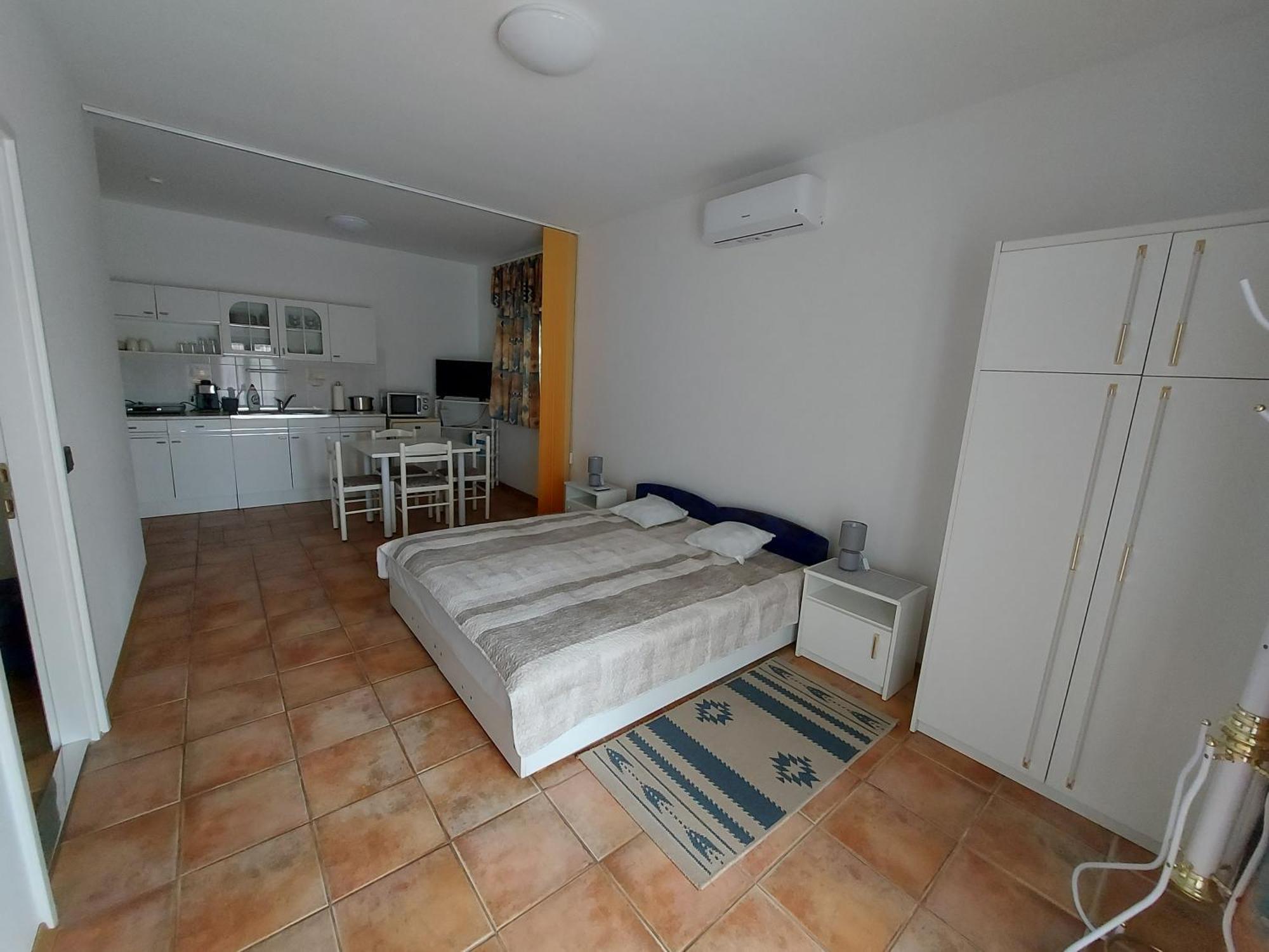 קסזטלי Istvan Apartmanok מראה חיצוני תמונה